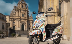Ragusa, il carretto siciliano diventa uno scooter d'autore