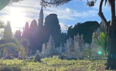 Scicli, una passeggiata organizzata al cimitero monumentale