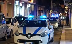 Vittoria, tenta di uccidere la moglie dinanzi ai figli