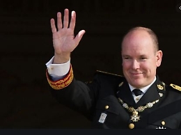 Teste coronate e calciatori, star e politici, la "livella" del Coronavirus