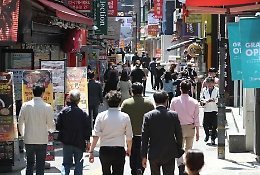 Corea del Sud, risalgono i contagi dopo la riapertura della movida: l'errore da non ripetere