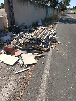 Catania: Vaccarizzo sommersa dall'amianto