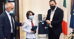 Vinse medaglia d'oro per sbaglio, piccolo karateka catanese dal Ministro Spadafora