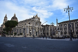 S. Agata, piazza Duomo "blindata" a Catania nei giorni della festa. Pogliese: &laquo;Controlli rigorosi&raquo;