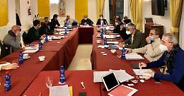 Musumeci agli assessori: «Voi il gregge e io il capo, anzi il capro...»