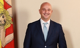 Scontro sulle borse di studio, l'assessore Turano: «I soldi ci sono»