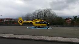 Mascali, cade dalle scale e batte la testa, arriva l'elisoccorso