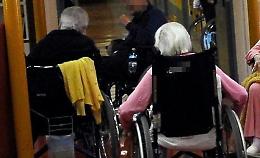 Anziano maltrattato a Palermo, chiusa la casa alloggio "Anni azzurri"