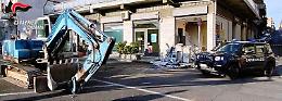 Trecastagni, l'assalto al bancomat fallisce per l'arrivo dei carabinieri