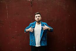 Coez di scena a Palermo, cambia la location: non più al Velodromo, ma al Castello a Mare