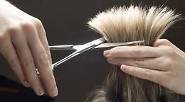 Troppi parrucchieri e centri di bellezza abusivi a Palermo, l'allarme di Confartigianato