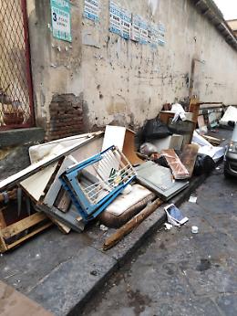 Catania: situazione in Via Re Martino angolo Via Timoleone