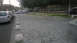 &laquo;Da tempo chiedo invano all'Amt una pensilina in via Nizzeti: lo spazio c'&egrave;&raquo;