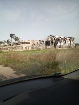 Pachino, a fuoco capannone di azienda export pomodorini