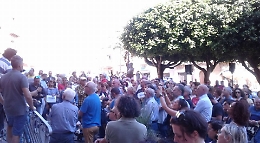 #Adessobasta, in piazza per liberare Agrigento dai rifiuti