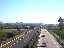 Catania-Palermo, &egrave; alba di sangue: scontro tra auto, 2 morti e tre feriti