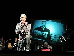 L'opera rockettara nazionalpopolare che ha incantato il teatro Pirandello