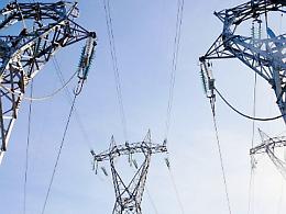 Una donna di Petralia Sottana ferma l’elettrodotto Chiaramonte-Ciminna