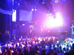 Messina, spari contro discoteca e donna ferita: condannati due ragazzi