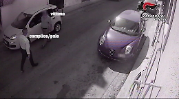 Palermo, «Comprati questi diamanti», sgominata banda che truffava anziani