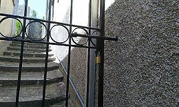 Vizzini, ingresso al castello Normanno e  carcere Borbonico inaccessibile