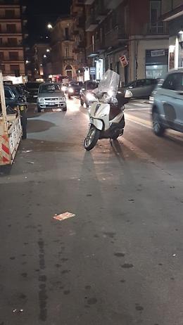 Catania: parcheggio assurdo in via Oliveto Scammacca