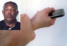 Ruba smartphone da 1.000 euro ad anziano: sudanese arrestato a Catania