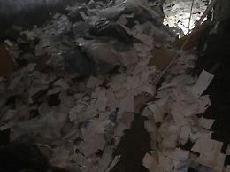 Belpasso, nella "grotta della posta" in passato dinamite e poi amianto