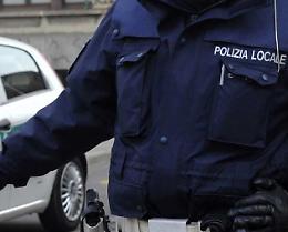 Licata, molotov lanciata contro un negozio di mobili