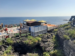 Catania, il solarium &egrave; smontato a met&agrave; ma basta per un tuffo