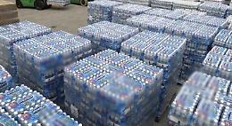 Bottiglie d'acqua destinate a fedeli Papa sequestrate da Nas a Palermo