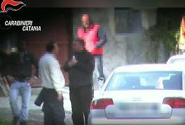 Imponevano affiliati come buttafuori a ristoranti e discoteche: scattano 12 arresti per clan Brunetto