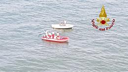 Natante in avaria nel mare di Catania, soccorso e rimorchiato