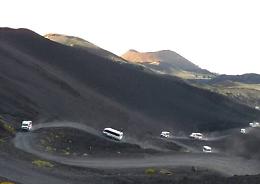 Turista francese si perde sull’Etna, iniziate le ricerche