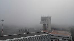 Catania, riapre l'aeroporto dopo la chiusura per nebbia: otto voli cancellati e sette dirottati