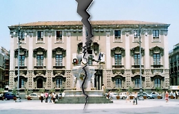 Dissesto Catania, la drammatica verità: «Da inizio giugno pagamenti bloccati per tutti»