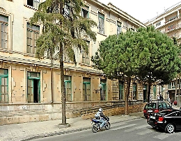 Scuola, a Vittoria genitori non mandano figli a lezione per protesta