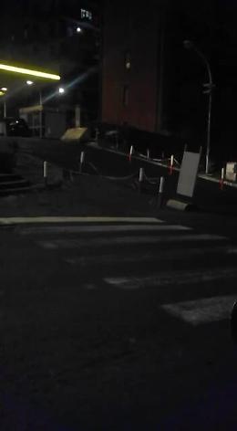 Tremestieri Etneo, paletti pericolosi in via Nuovaluce