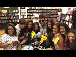 Fedez a Catania incontra i suoi fan