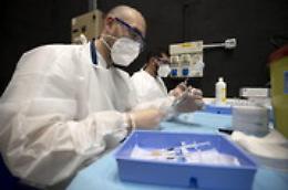 Vaccini, a Palermo dosi per 80enni senza prenotazione in centri Asp