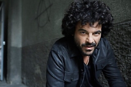 L' "Acoustic Trio" di Francesco Renga approda a Zafferana Etnea