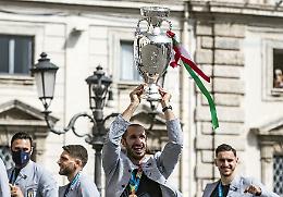 Chiellini a Mattarella: &laquo;Vittoria dedicata a lei, ai milioni di italiani e a Davide Astori&raquo;