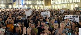 &laquo;No Green pass&raquo;, a Torino la protesta contro il governo della folla radunata via social