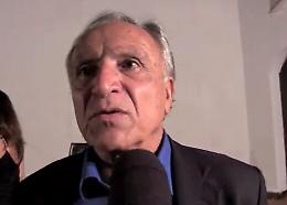 Lo tamponano, la lite e poi l'aggressione: sindaco di Rometta finisce in ospedale