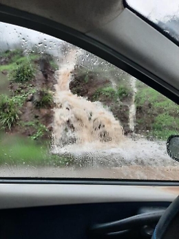 Ad Augusta esonda il torrente Porcaria: 80 famiglie isolate