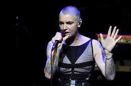 Il saluto straziante di Sinead O'Connor al figlio morto: &laquo;Addio luce della mia vita&raquo;