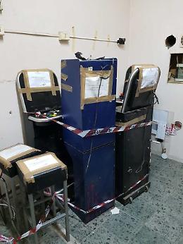 Sequestrati cinque videopoker illegali in una tabaccheria di Ribera