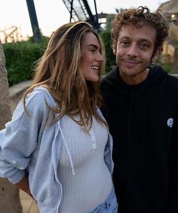 Valentino Rossi "al settimo cielo": è diventato papà