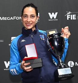 La spada d'oro di Alberta Santuccio