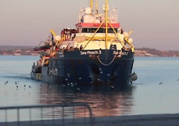 La Sea Watch 3 va a Trapani